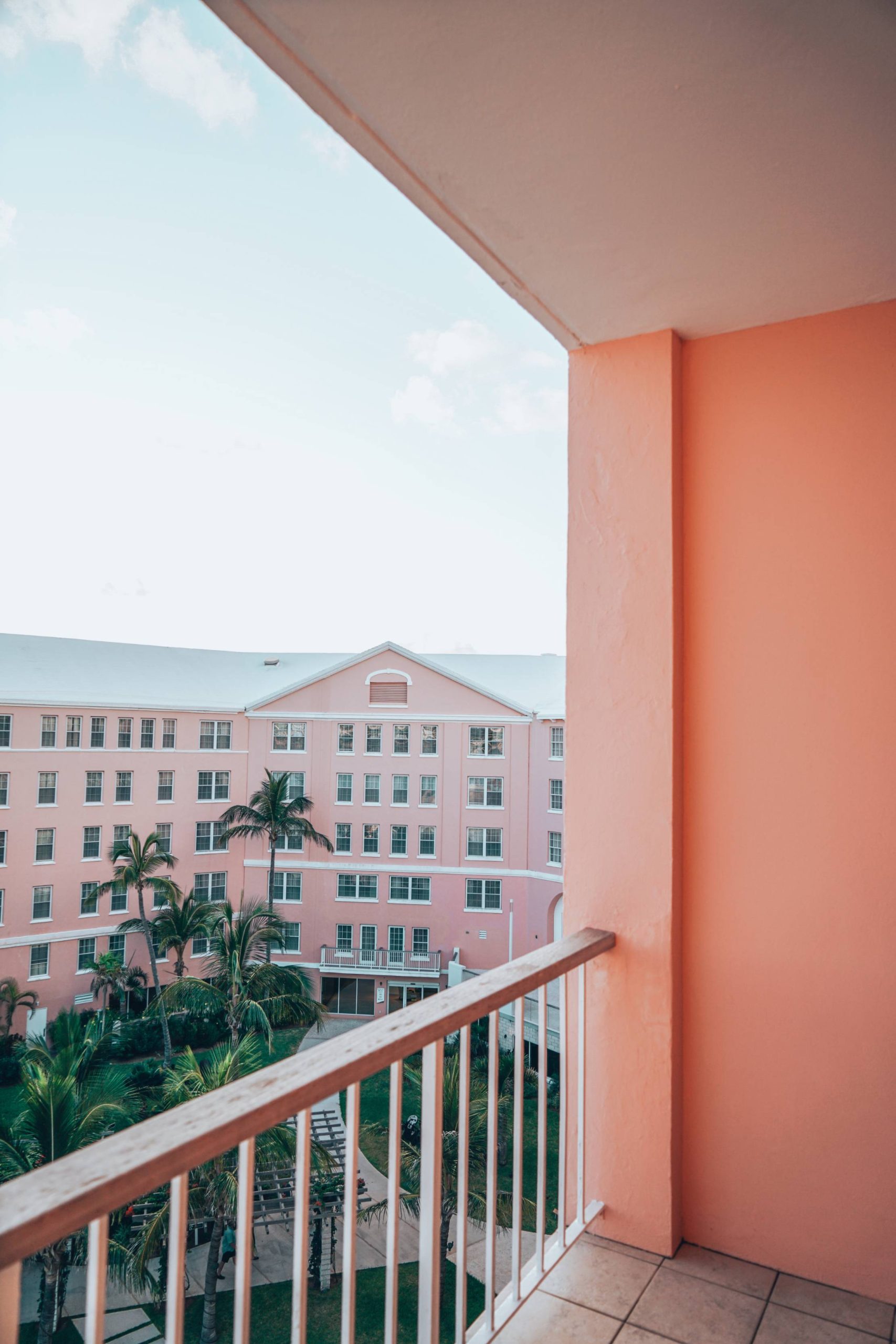 Hamilton Princess The Pinkest Palace in Bermuda: Hamilton Princess Hotel - Finding Jules